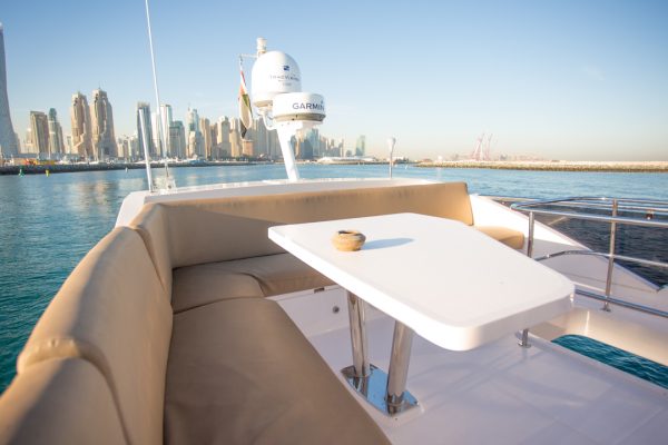 48FT LUXURY YACHT - Image 2