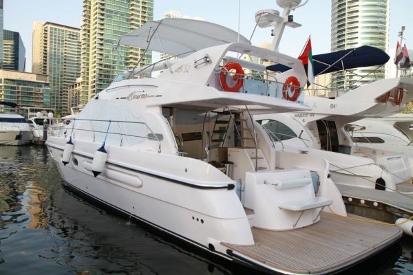 52FT LUXURY YACHT - Image 8