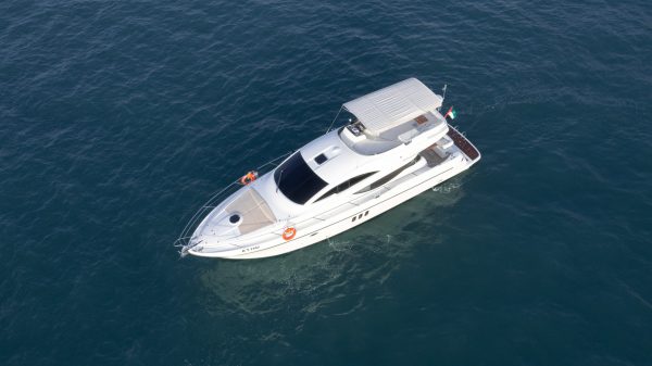 55FT LUXURY YACHT - Image 14