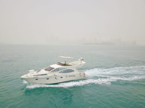 52FT LUXURY YACHT - Image 3